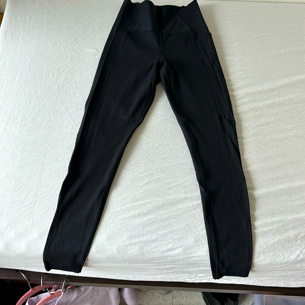 High-Rise Leggings with Pockets